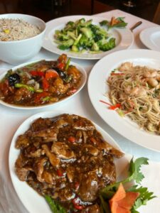 food King pap chicken Prawn hakka noodles Fried rice Greens