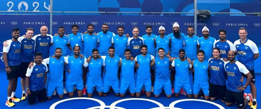 The picture of Indian Hockey team has been taken from Harmanpreet Singh Instagram