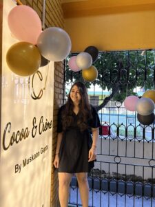 The picture has been given by Mabelle