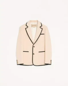 The picture has been taken form Men’s Fashion