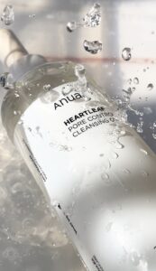 The picture has been given by Chicstructures